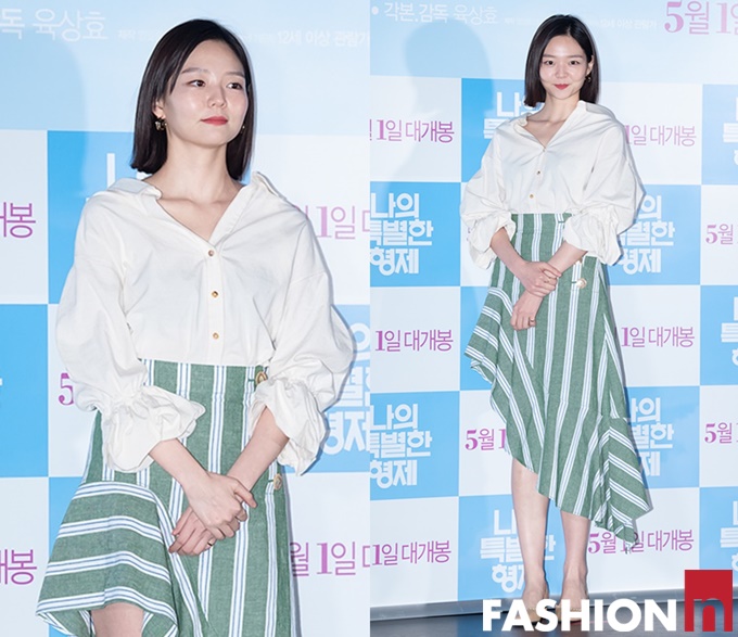  [패션엔 포토] 이솜, 상큼 지수 폭발! 봄을 알리는 로맨틱 페미닌룩