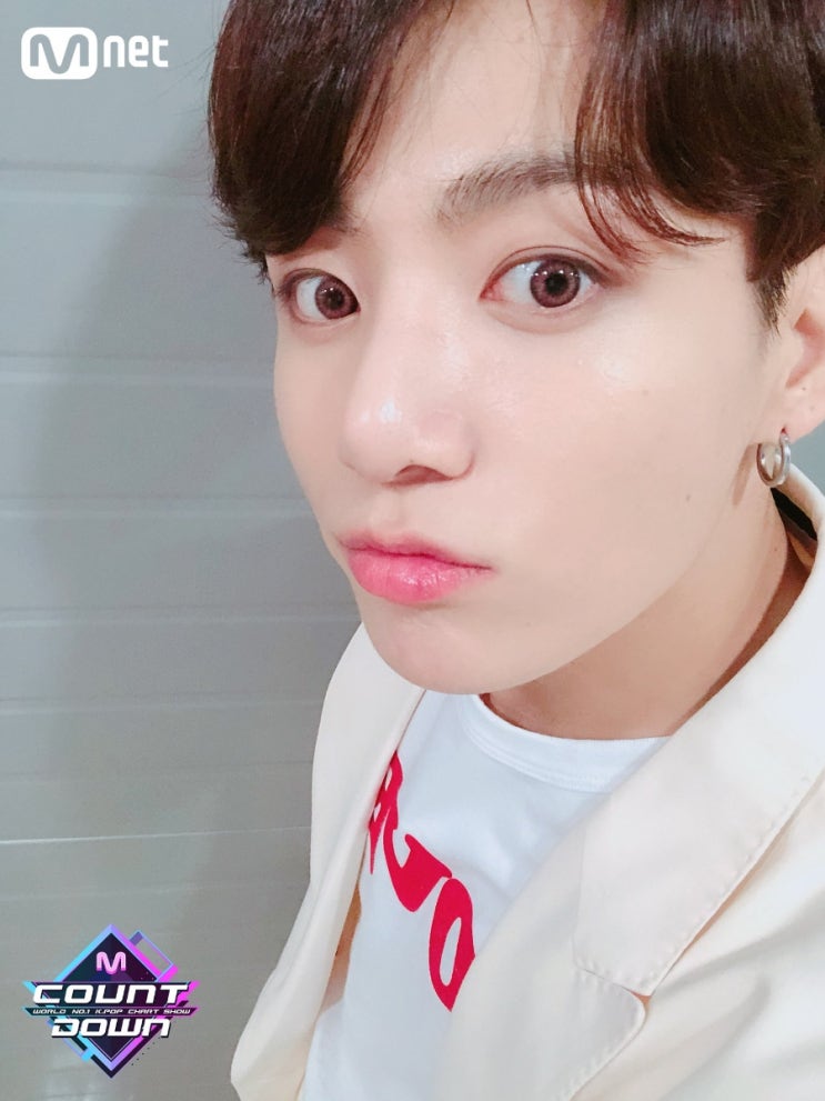  방탄소년단 엠카운트다운 트위터 단체