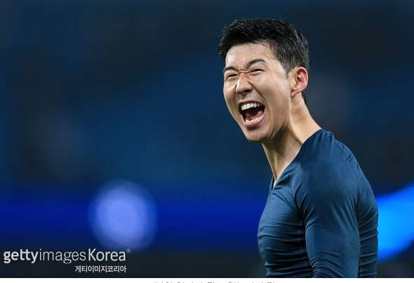  Super sony!! 토트넘을 챔피언스리그 4강으로 이끌다~~