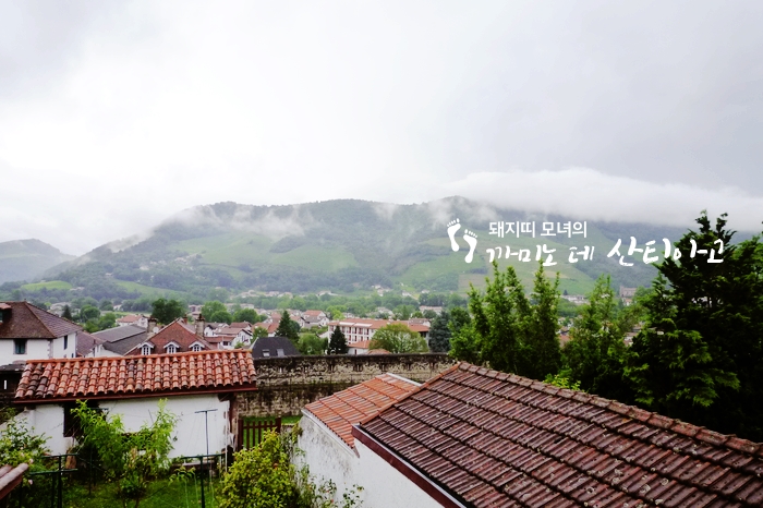  [산티아고 순례자의 길] 01. 비 내리는 피레네 (Saint Jean Pied de Port - Roncesvalles)