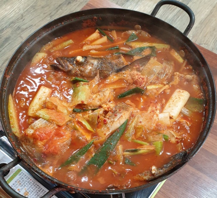  수원 권선시장/맛있는녀석들 방송/다래식당/ 얼큰한동태찌개맛집