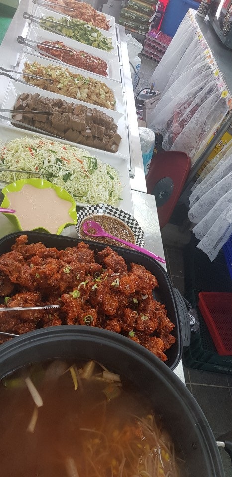 산에들에한식뷔페 사진 3