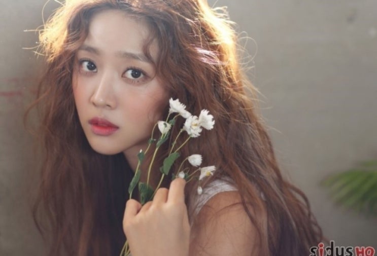  조보아 몸매 움짤 입니다