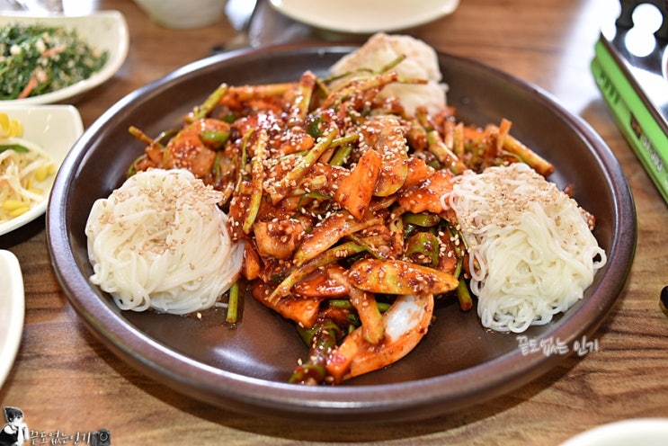  마곡 서울식물원 맛집 입맛도는 꼬독이