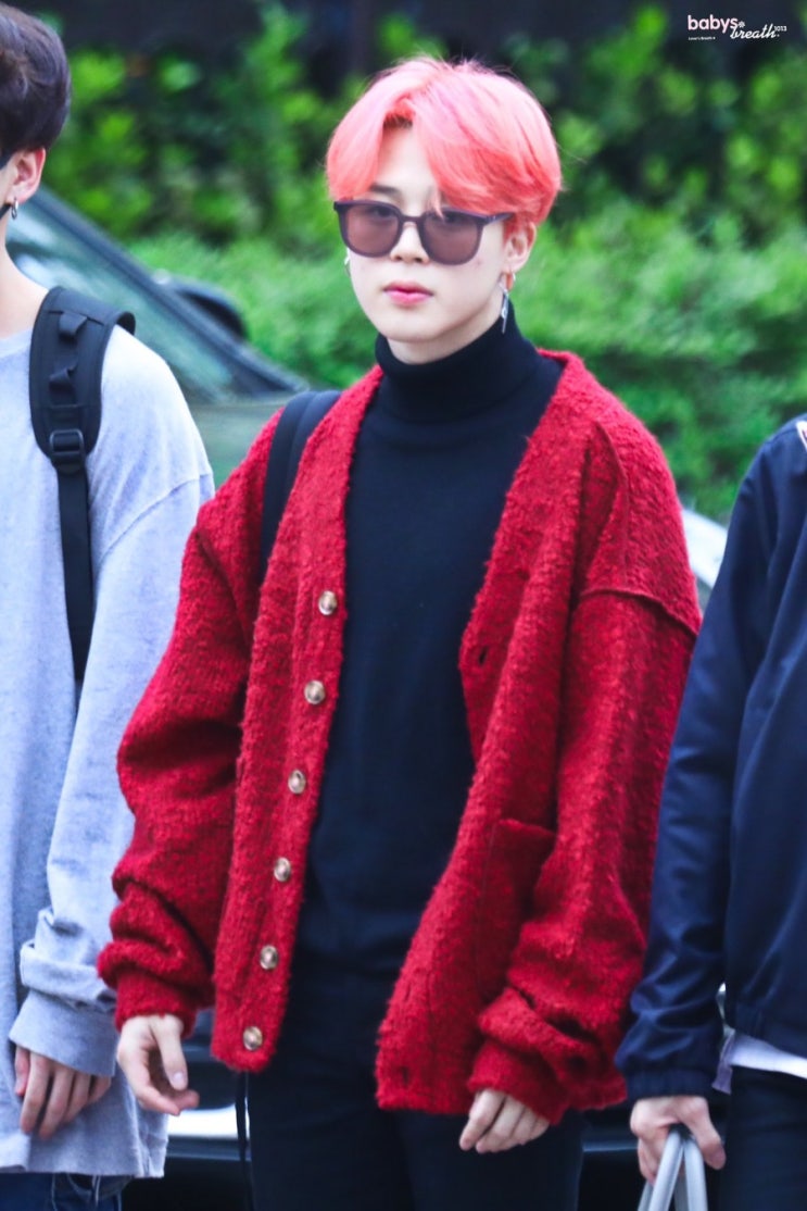  [방탄소년단 지민]지민이 뮤뱅 출근길