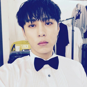  하이라이트 용준형 이름삭제 단톡멤버