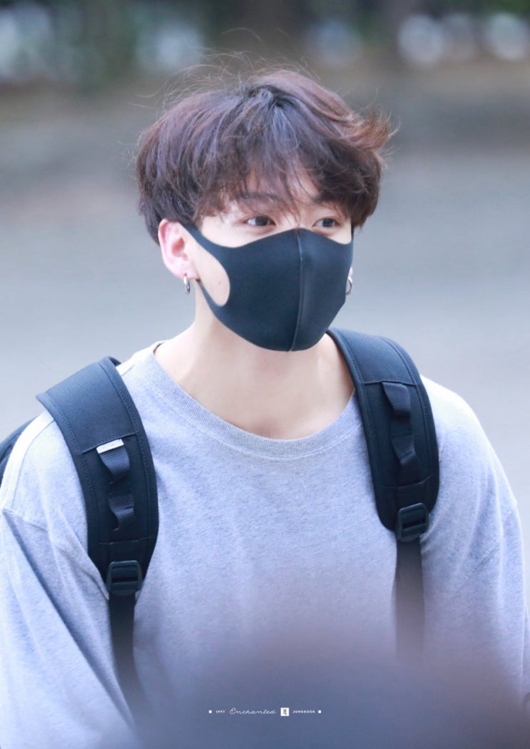  [방탄소년단 정국/전정국] 190419 뮤직뱅크 출근길