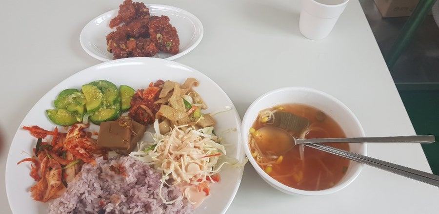 산에들에한식뷔페 사진 5