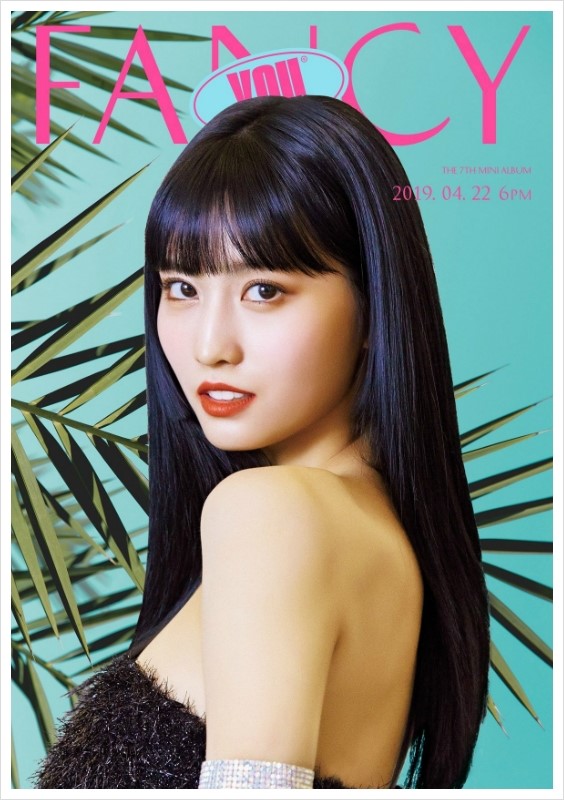  TWICE 트와이스 || 모모 Momo (平井 桃)/19