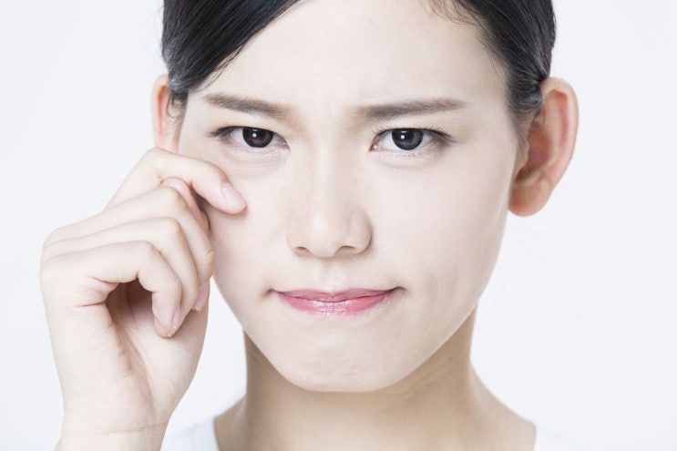  성폭행모의는 누명VS 하지만 프로포폴 상습투약은?휘성 "성폭행 모의는 누명"...에이미와 통화녹취록[노원역베스트성형외과피부과]