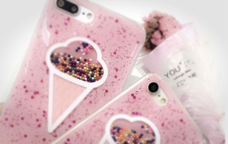 귀여운 스마트폰 케이스: 여자들이 좋아하는 핑크 컬러 블링블링 갤럭시/아이폰 케이스들