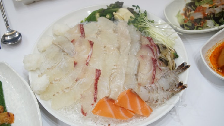  효창공원 맛집 구룡포막회에서 싱싱함은 기본