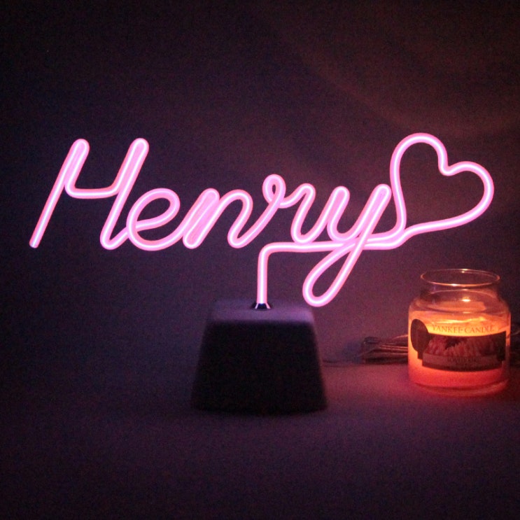  데스크리움] 나혼자 산다에 헨리 Henry 네온크리트가 나왔어요!!