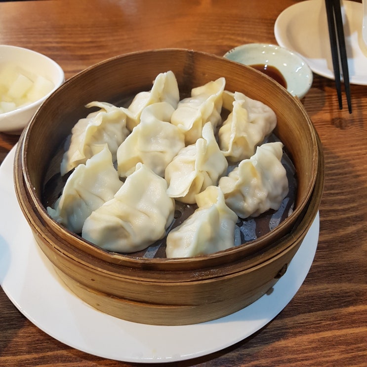 이태원 맛집 야상해 - 줄서서 먹는 중국식 전통 만두 | 새우만두, 어향가지, 계란새우볶음밥 뭘 먹어도 맛있다