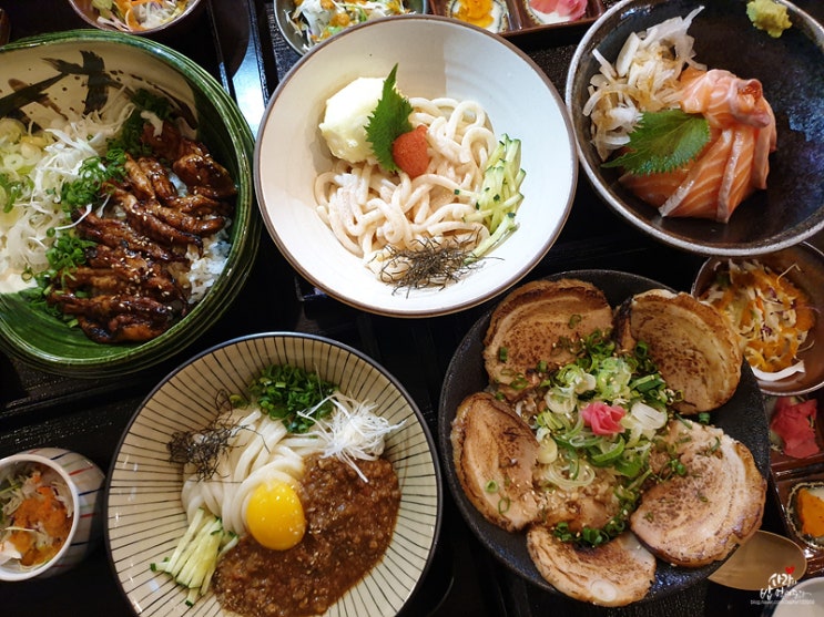 송파구 방이동 배키욘방 - 생활의 달인 미소카라메 달인 : 송리단길의 맛있는 일본식 덮밥과 우동