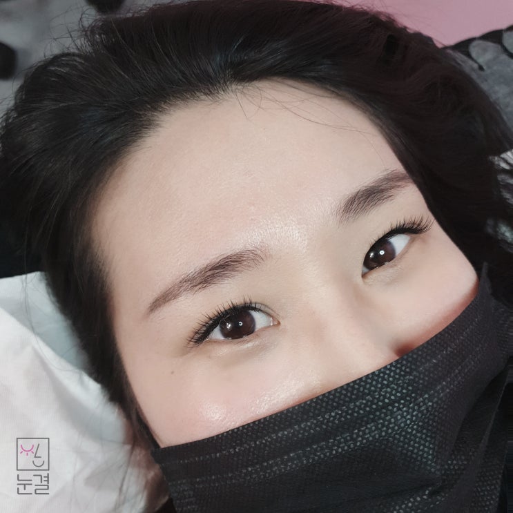  원당 속눈썹 눈결에서 감성적인 속눈썹 만들기