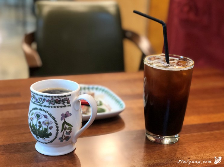 산청 카페 칸타타147 커피와 클래식을 즐겨요!