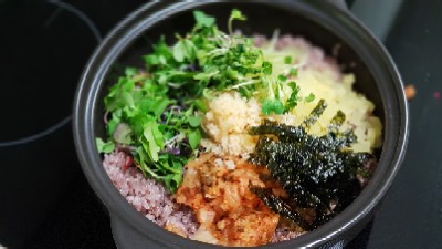  날치알밥