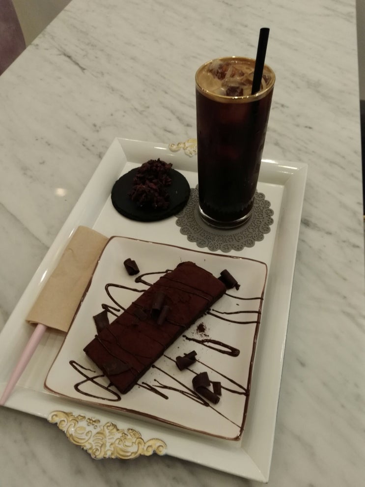  강동역 카페 초콜릿 전문 카페 피카피오