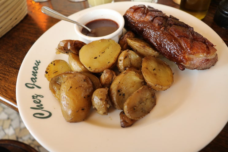  파리 맛집 고기, 해산물 CHEZ JANOU 추천 레스토랑