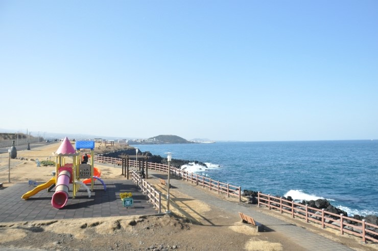 [제주여행#6] 어영공원, 바닷가 놀이터(용담이호해안도로), 갬성충만~! : 20190129