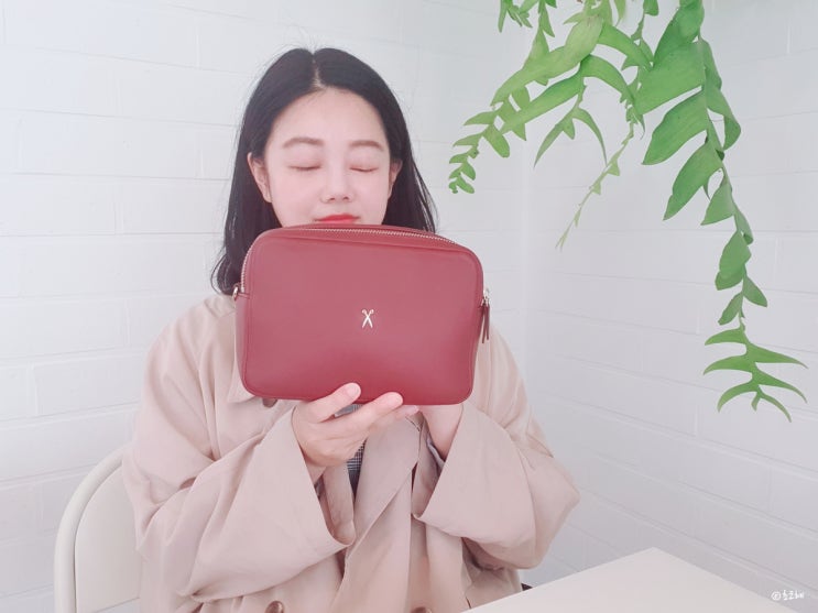  여성 크로스백 조셉앤스테이시 오즈 미니백 김새론 가방 