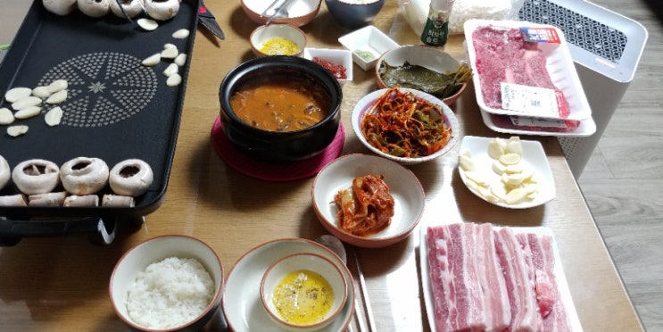  홈플러스 멤버특가, 순두부찌개, 오뚜기메밀비빔면, 짭짤이토마토, 참외