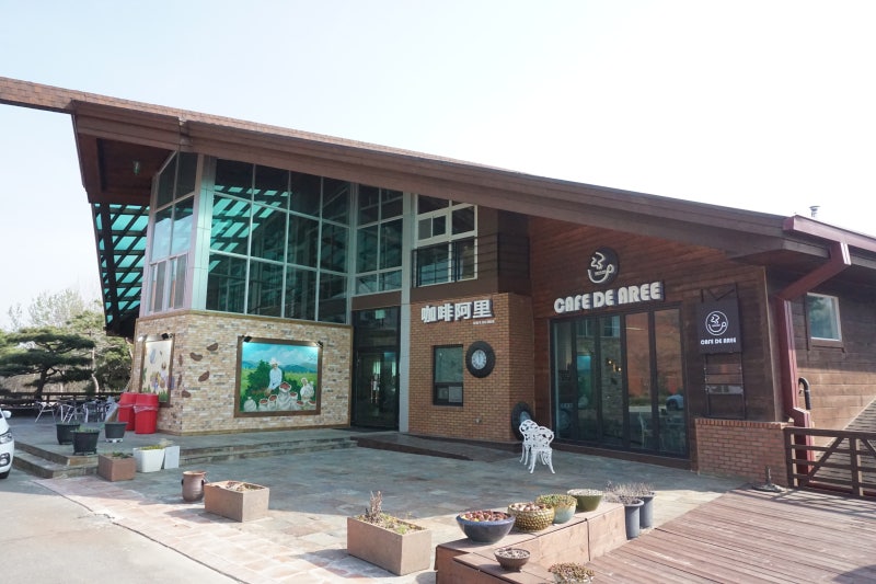 용인의 대형 카페 아리랑도원의 특별한 브런치 공간 2