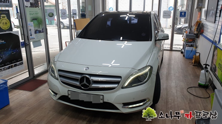  벤츠 마이B 클래스 9인치 QBIG 모니터교체 안드로이드  M2C 카블릿 장착