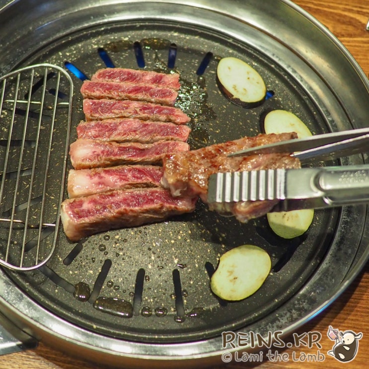  압구정 한우 파는 집 '근식당'에서 밥 얻어먹은 후기 - 압구정 소고기 치고 가성비 괜찮네요
