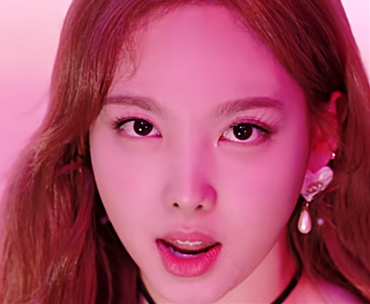  <트와이스 FANCY> 뮤비와 듣기 안무 연속재생