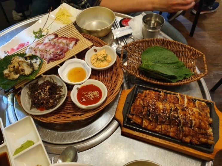  사가정맛집 : 장어구이,소라,문어숙회 삼합의 절묘한 만남!! 사가정역 "초가네장어구이"