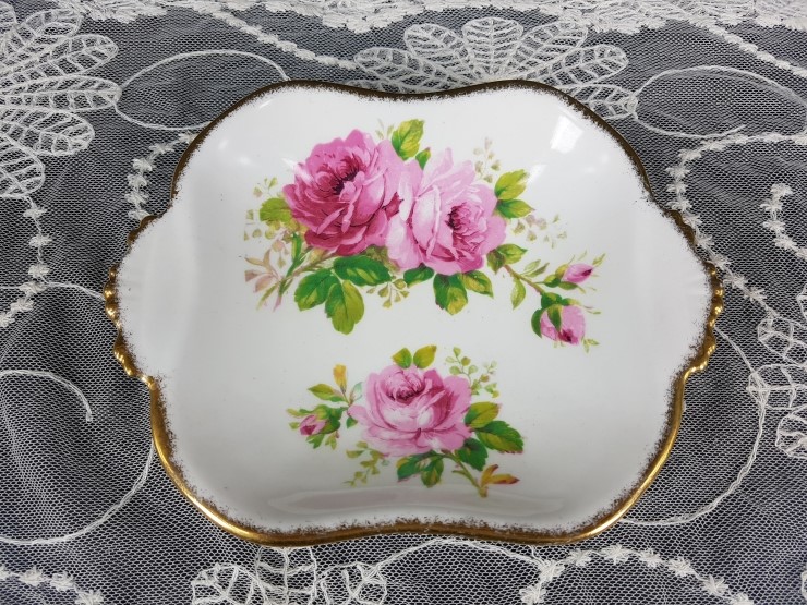  [SOLD]로얄 알버트 아메리칸 뷰티 귀달이 사각 디시