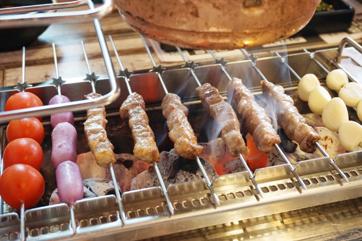  선부동양꼬치 양꽃이피는밤 맛도 분위기도 취향저격