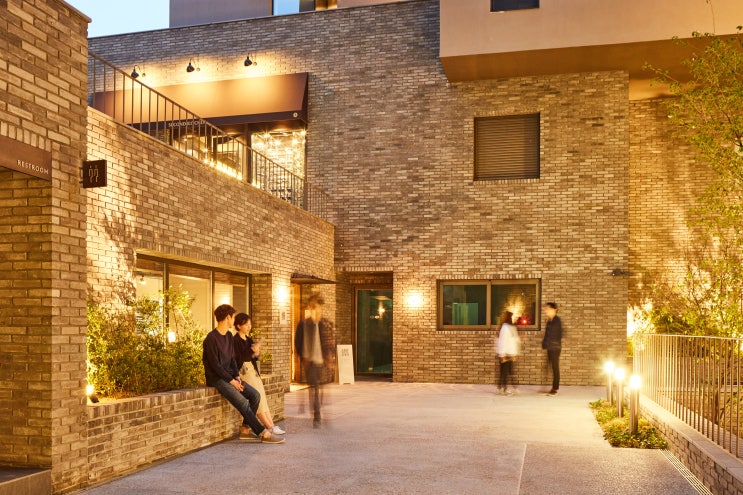  박지윤·조수용 비공개 결혼식 올린 '사운즈한남' 뭐 하는곳?
