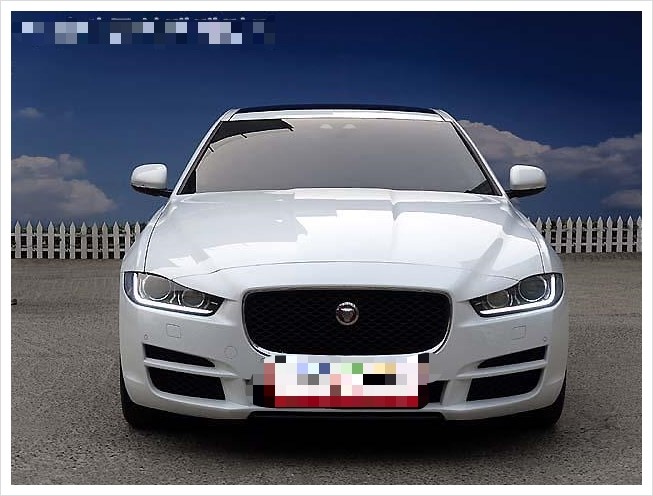  재규어 xe 중고차 계속 끌리는데?