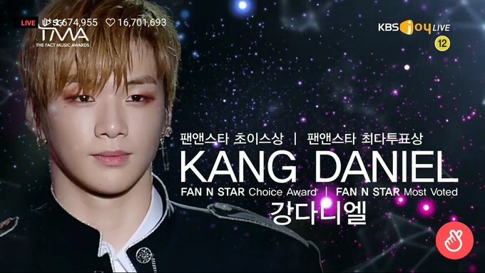  강다니엘 더팩트뮤직어워즈 3관왕 축하해요