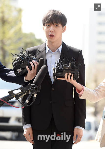  마약양성 박유천 씨제스에 전속계약해지...