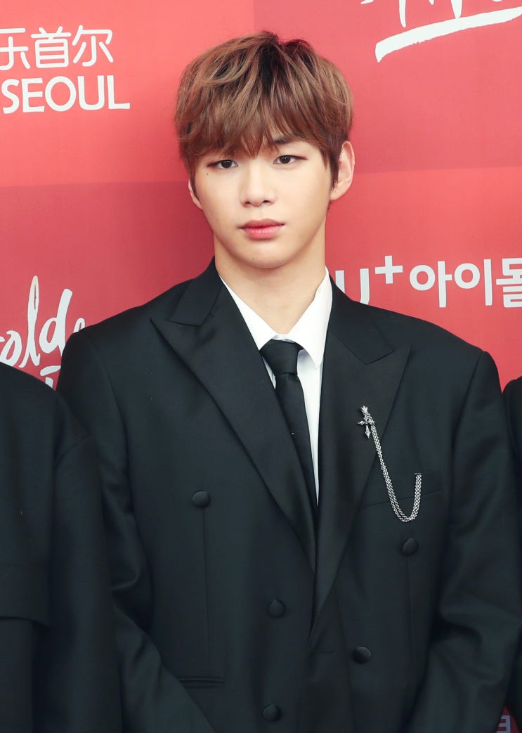 '강다니엘 vs LM엔터' <b>전속계약</b>  효력정지 가처분 첫 심문기일
