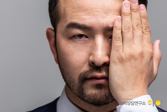  다중인격 해리성 정체감 장애 진단 기준