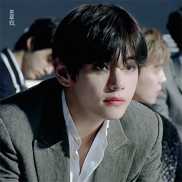  190424 난리난 김태형 흑발.. 세상 존잘입니다.. 진짜 미쳤어 오늘 김태형..