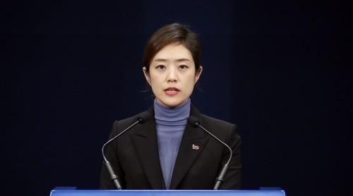 청와대 새 대변인에 고민정, 文정부 첫 여성 靑 대변인