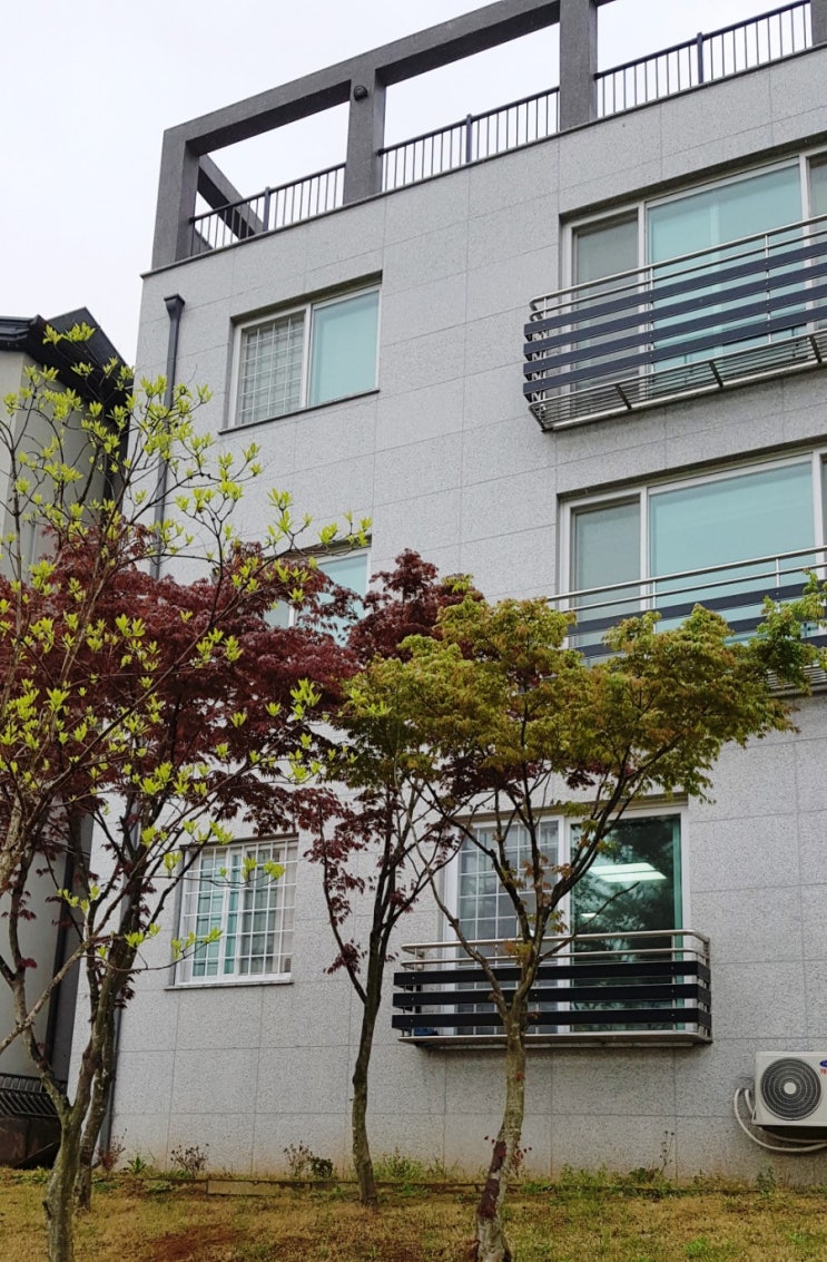  방범과 인테리어를 한꺼번에 해결한 방범창
