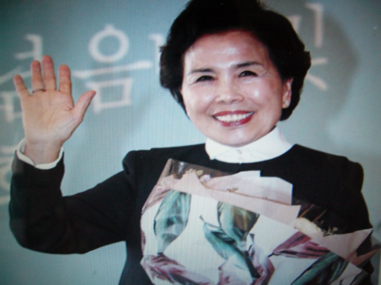  데뷔 60주년 새  앨범 낸 이미자
