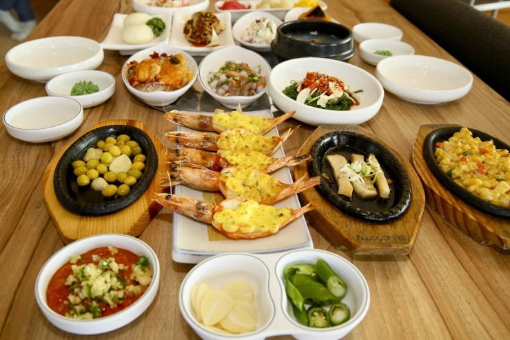  대부도 솔밭횟집 뷰도 좋은데다 맛도 최고예요