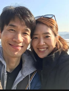  고민정, 남편과 달달한 일상 "늘 믿어줘서 고마워"