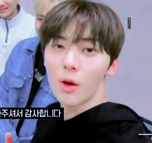  황민현 - 190425 [ 엠카운트다운 ] 뉴이스트 '컴백 스포일러' 캠 영상 