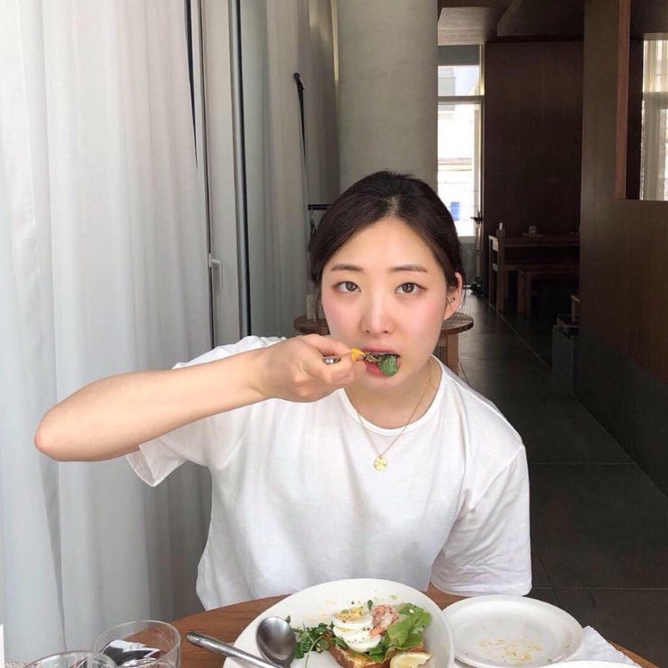  4월의어항 : TMI 대학생 일상이야기