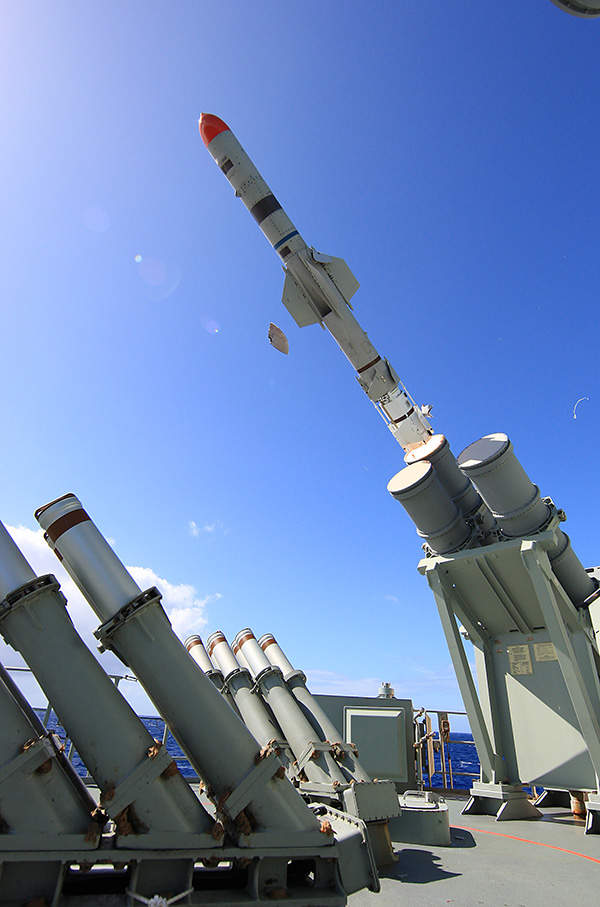 중국, 對艦 미사일 전력에서 미국을 앞서다
