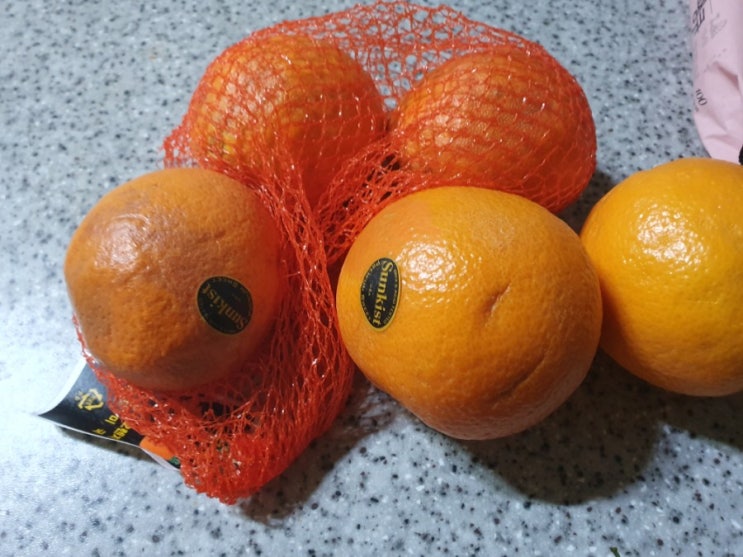 상한 오렌지로 오렌지에이드 만들기